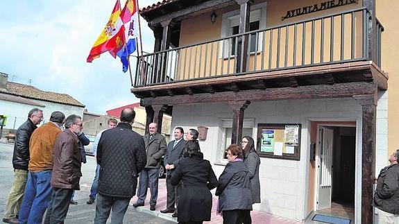 Campillo de Azaba estrena Ayuntamiento en la plaza El Norte de Castilla